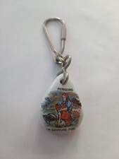Porte clés Région LE PERIGORD Dessin LA GAVEUSE D' OIE Keychain Vintage 80'