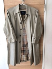 Veste à col pochoir