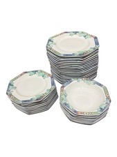 Service de table complet en porcelaine Villeroy & Boch – Modèle “Pasadena”