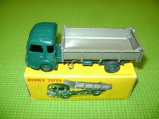 DINKY TOYS 33B CAMION SIMCA