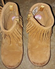 Girls Carters Boots Size 11