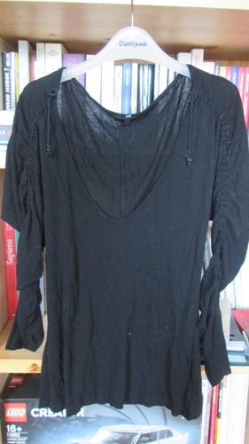Tee shirt cop - , modèle
