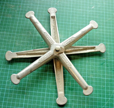 - PRESSE RAQUETTE DE TENNIS " ZEPHYR " -  Métallique - 