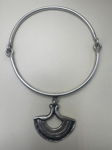 Collier torque avec - , pendentif