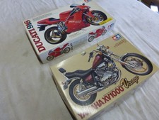 MAQUETTE TAMIYA YAMAHA VIRAGO + UNE BOITE VIDE DUCATI 916