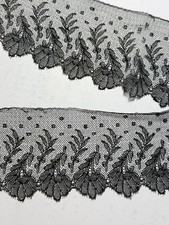 DENTELLE ANCIENNE - VOLANT