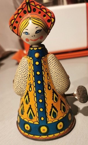 Poupée russe remontage - russe,