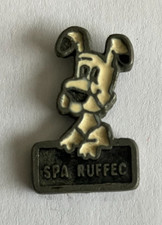 111 - Pin's BD ASTERIX - IDEFIX  SPA RUFFEC RARE EN ETAIN
