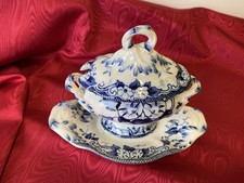 TRES BEAU PETIT MOUTARDIER à