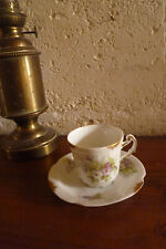 Tasse ancienne style rocaille