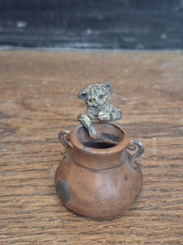 Petit chat chaudron ancien - petit, au