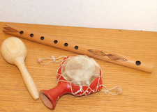 LOT 3 INSTRUMENT de MUSIQUE en BOIS mini TAMBOUR tambourin MARACAS hochet FLUTE