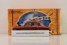 RENAULT DAUPHINE 1961 NOREV