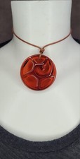Collier pendentif LALIQUE vintage LARGE TOURBILLON CRISTAL rouge  profond  signé