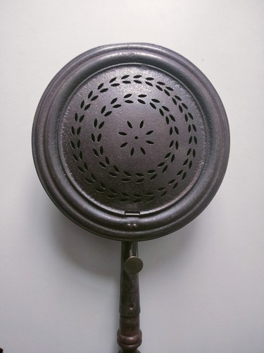 Ancienne bassinoire - ancienne,