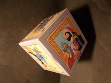 HERGE TINTIN très jolie boîte de chocolats RELIEF 2012 format carré 10 cm RARE !