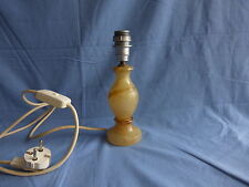 pied de lampe en albatre