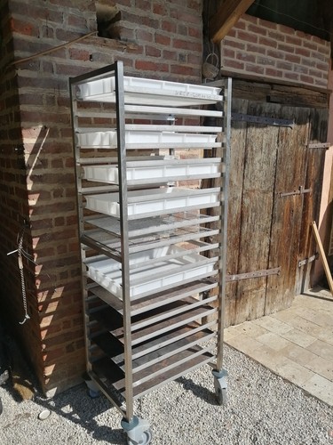 Etagere sur roulette - etagere, pour