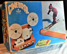 Projecteur années 70 - CINEBRAL super 8 - Italie avec films cartoon TOM & JERRY