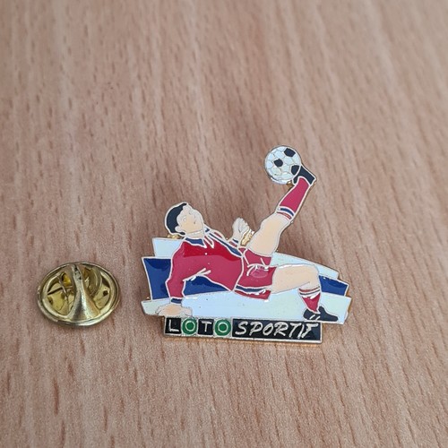 Pin loto sportif - (b7),
