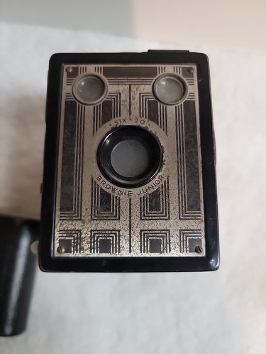 Vintage brownie junior - vintage, camera