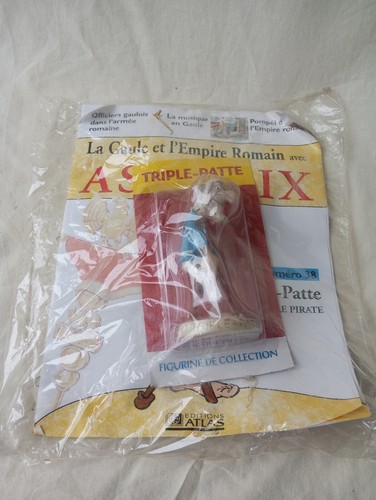 Figurine triple patte - figurine, triple-patte