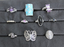 Lot de bagues anciennes en argent massif - 46,18 g