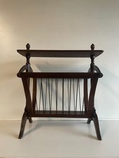 Porte-revues en bois