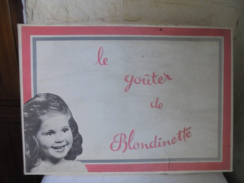 Grande boite carton - grande, ancienne