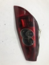 Feu arriere principal gauche