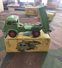 CIJ  CAMION RENAULT BENNE BASCULANTE Ref 3/80 No Solido Dink Toys 
