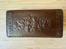 Boîte en cuir décor bacchique Angelots  vin Vigne Raisin viticulture