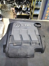Cache moteur Supérieur