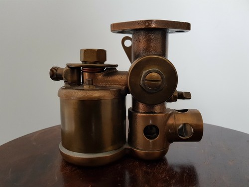Carburateur ancien
