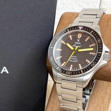 YEMA Navygraf Heritage 300m