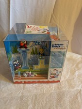 KINDER diorama carré tournant