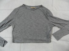 Chemise courte en tricot gris