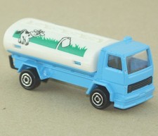 Esso camion ford citerne lait majorette
