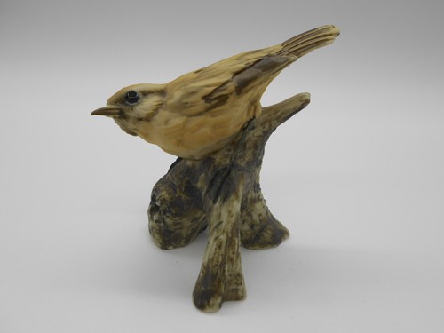 Figurine en biscuit - ),