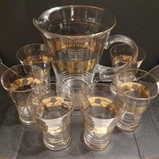 Ancien ensemble de verres à