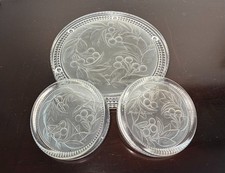 DESSOUS DE PLAT + 2 DESSOUS DE BOUTEILLE - VERRE PRESSE OPALESCENT - ART DECO  -