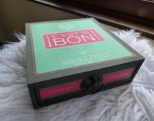 Ancienne boîte à thé