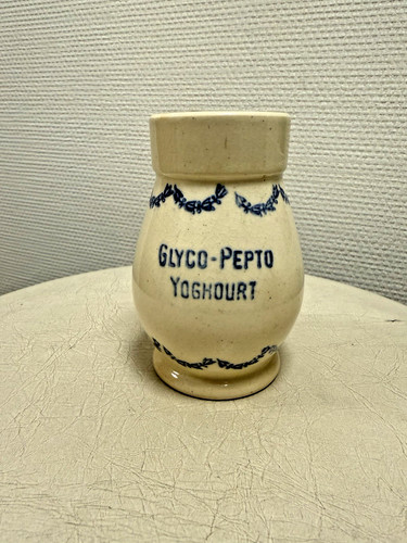 Pot yoghourt saint - saint, uze