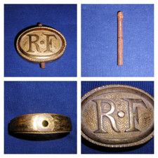 ANCIEN CAISSON EN BRONZE POUR PIQUE DE DRAPEAU-UN SEUL POINT AU MILIEU