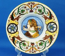 Laura Cattini Assiette céramique néo-Renaissance rare, Portrait femme, Rome 1900