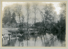 France, Poitiers, Maisons et barque sur une rivière, 1899, Vintage silver print 