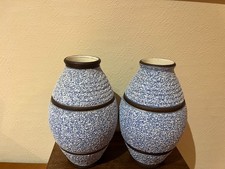 PAIRE DE VASES ART DECO SIGNES