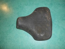 Dessus de selle gris foncé