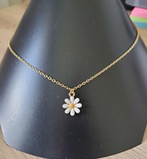 Collier marguerite fleur chaine acier inoxydable or enfant fille longueur 36 cm