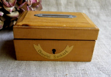 Ancienne tirelire boîte - ancienne,